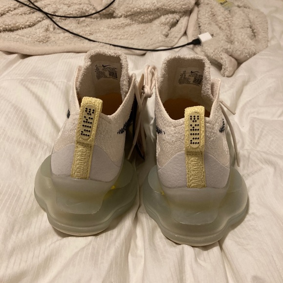 Nike Air Max Scorpion Lemon Wash Size 10 DS - Picture 4 of 6